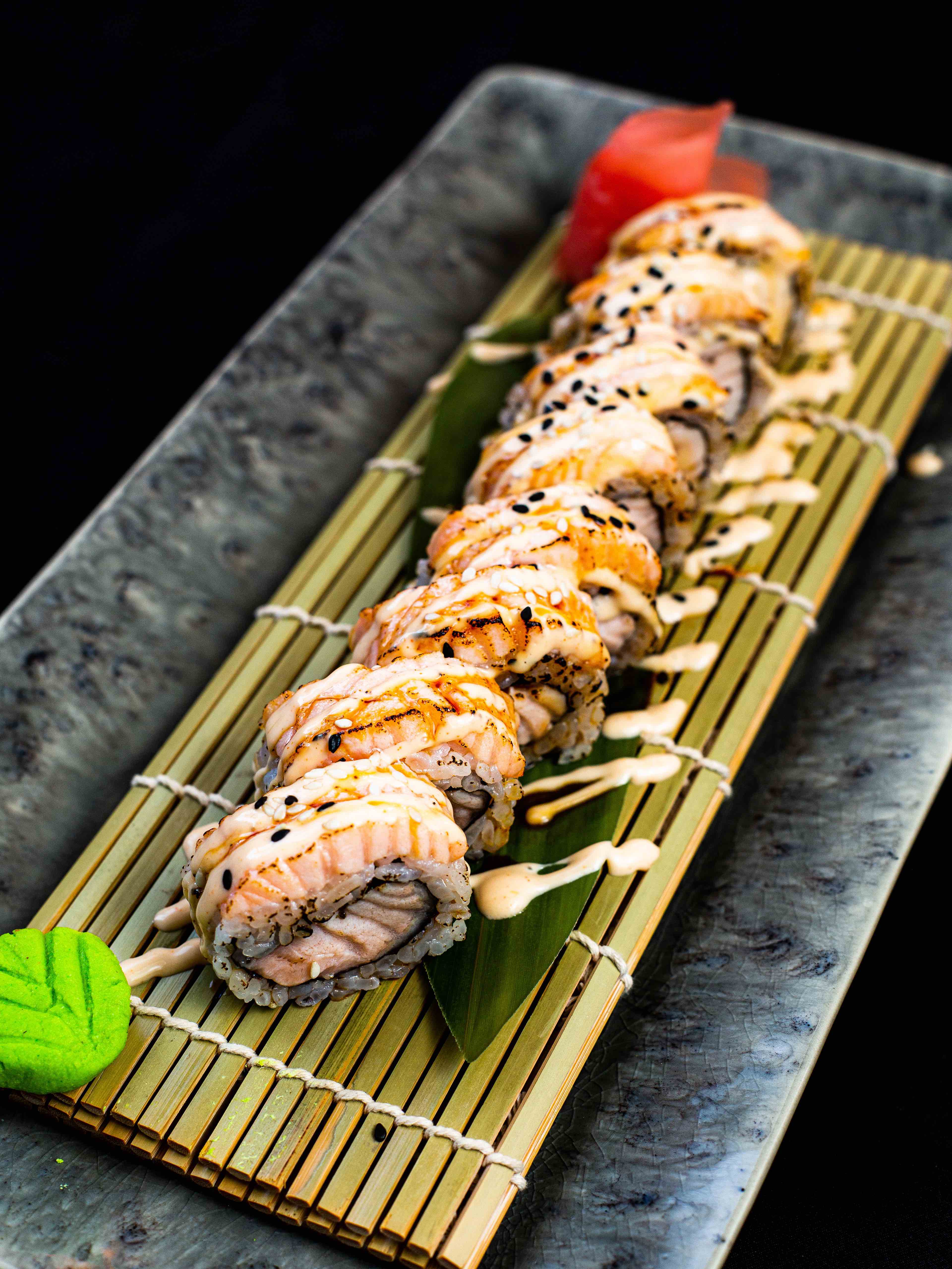 Shogun Salmon Roll(8p)