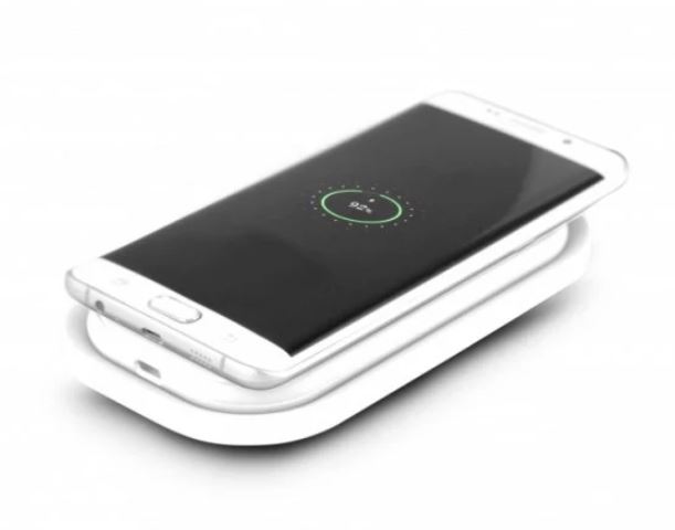 UF FREE QI WIRELESS POWERBANK 5 000MAH WIRELESS CHARGING STAND WHITE