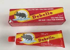 COLA RATOS 135GR DEBELLO