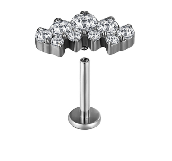 Piercing Inclinação cascata Nine 