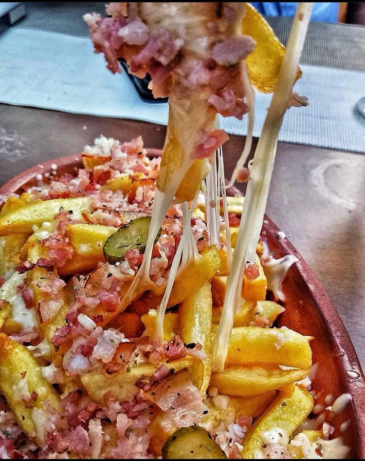 Fritas c´ Queijo e Bacon