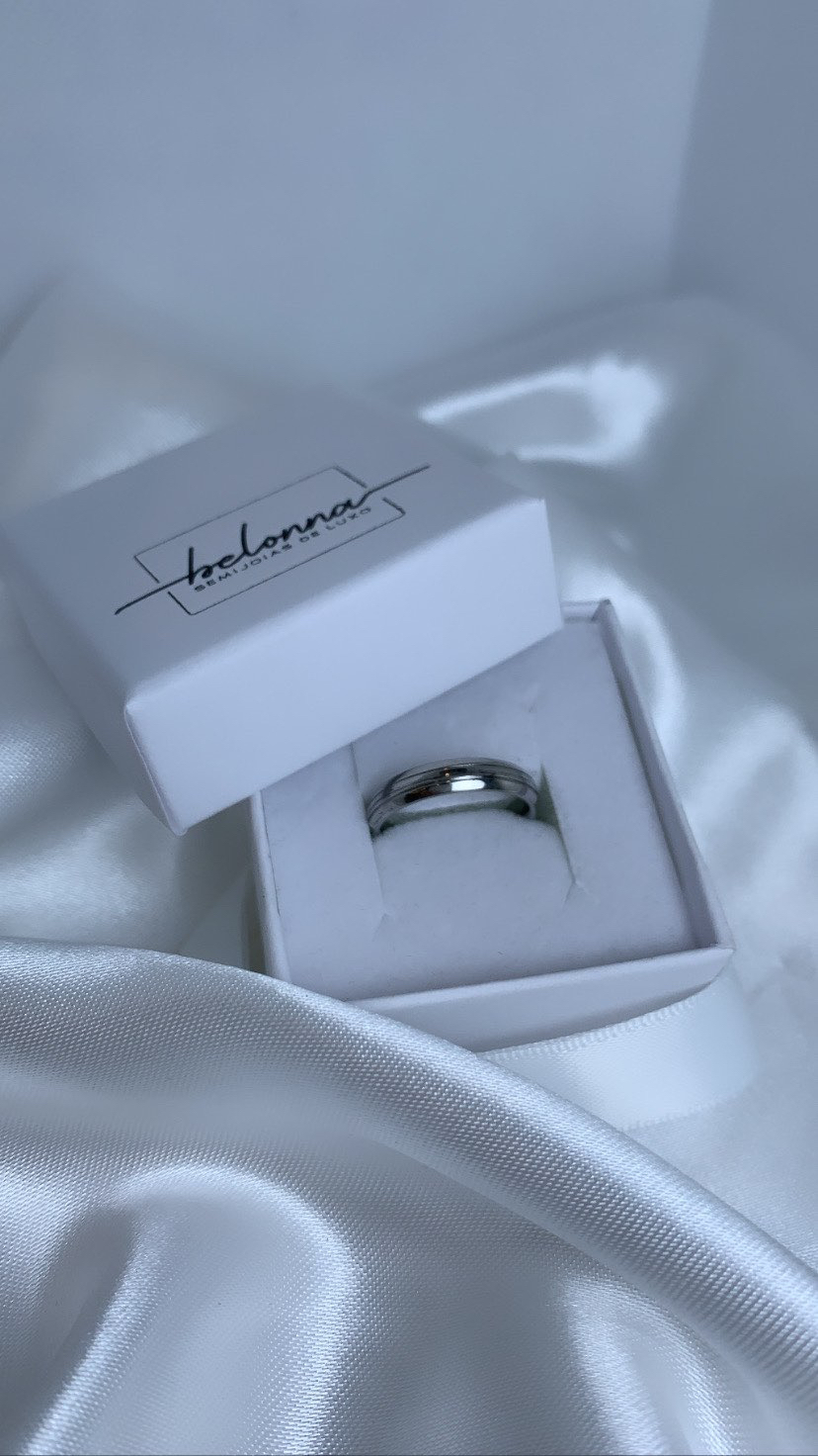 Anel aliancas abaulada 4mm prata lisa polida com detalhes acoinoxidavel 316L  TAM 16