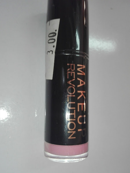 makeup revolution-amazing lipstick -beloved