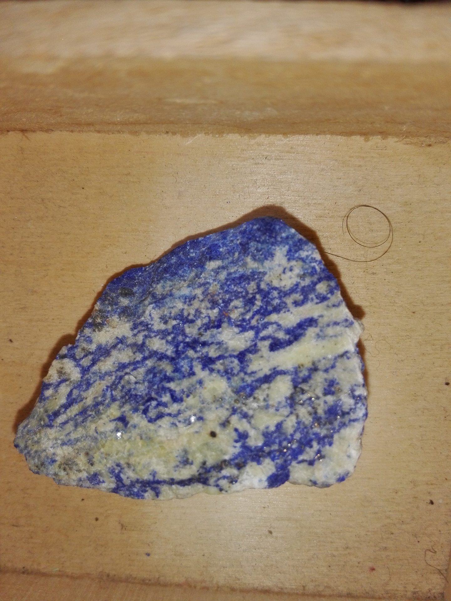 Lapis lazuli em Bruto